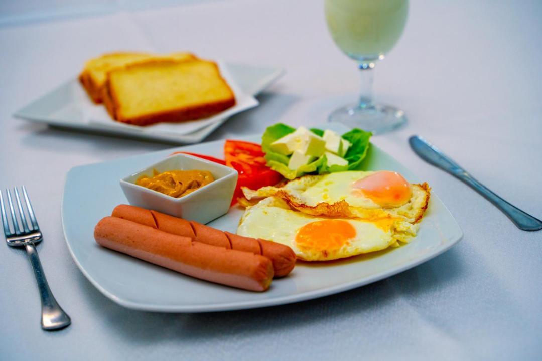 Hotel Zeleni Vir Ni Екстериор снимка