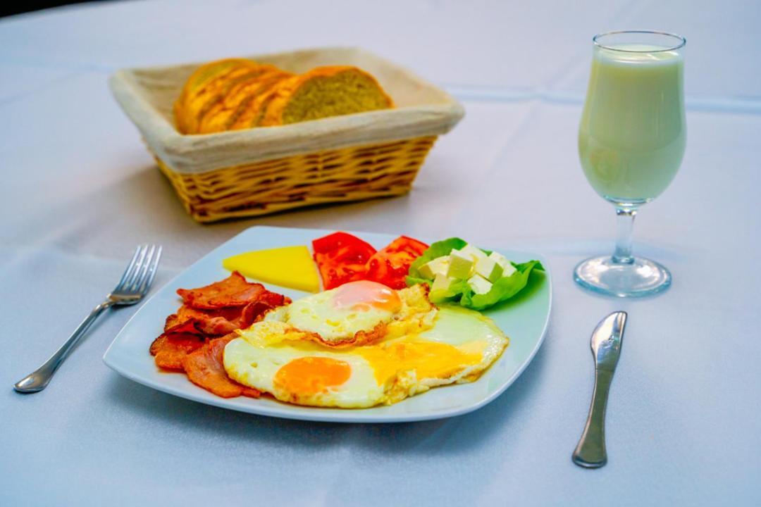 Hotel Zeleni Vir Ni Екстериор снимка