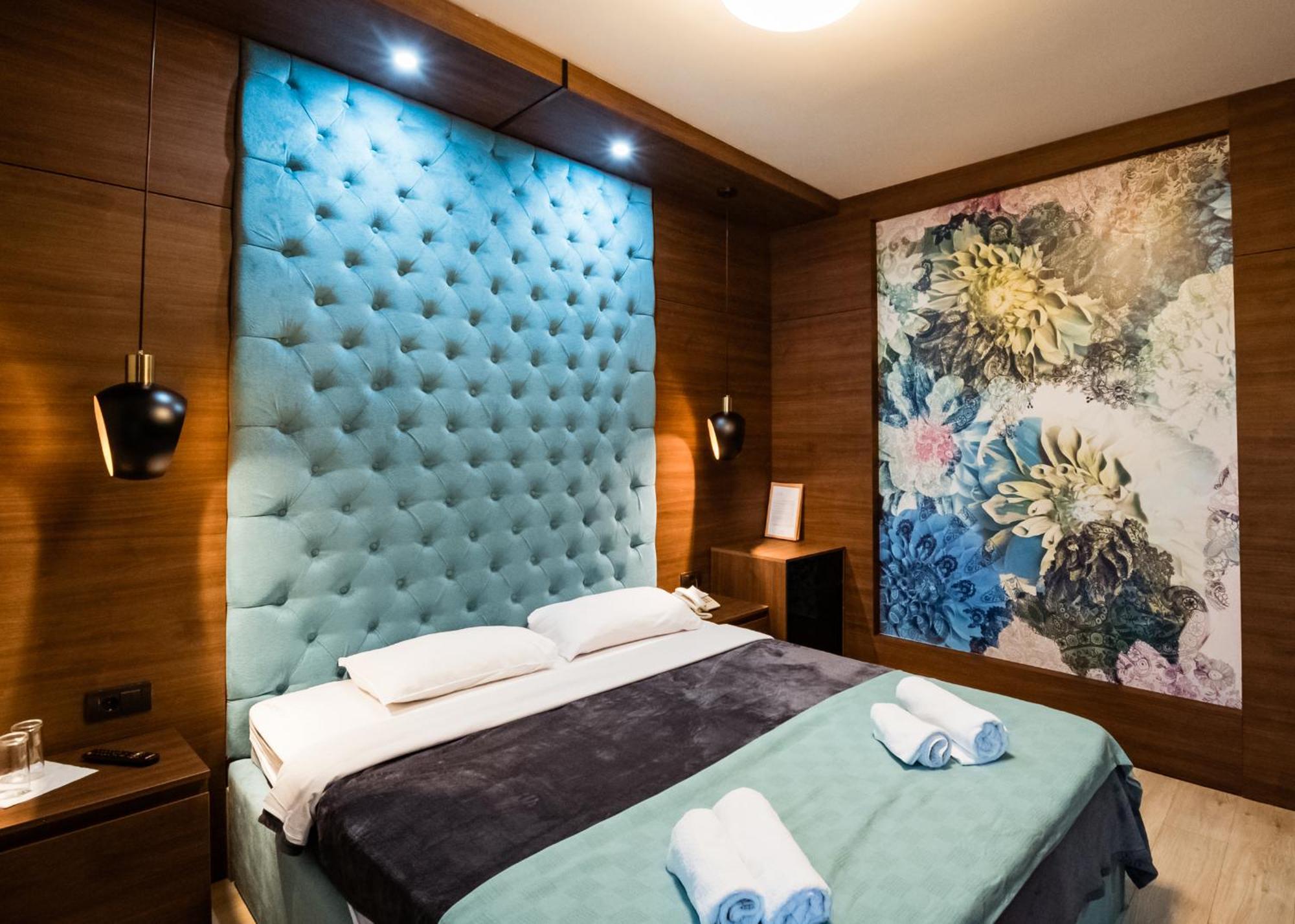 Hotel Zeleni Vir Ni Екстериор снимка