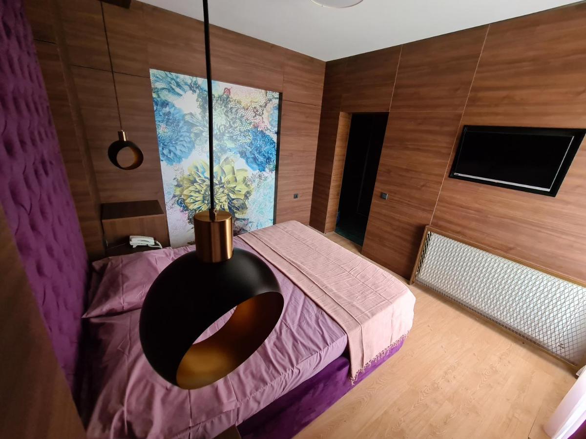 Hotel Zeleni Vir Ni Екстериор снимка